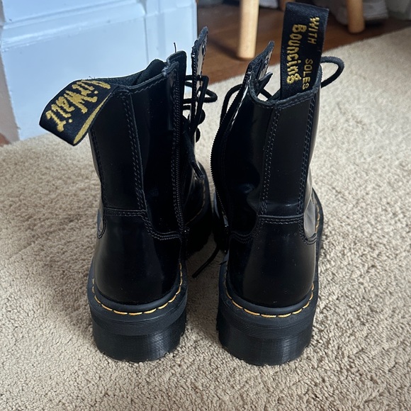 Dr. Martens JADON BOOT SMOOTH LEATHER PLATFORM - Picture 2 of 6